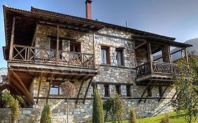 Το Ξύλινο Χωριό